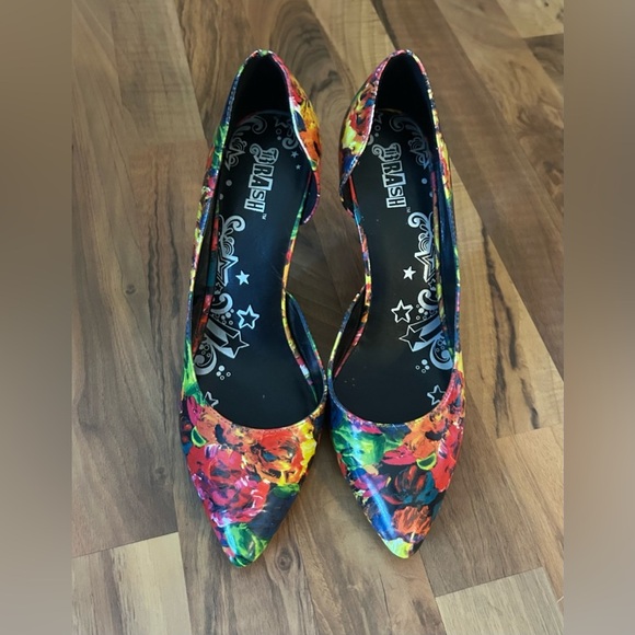Brash Multicolor Floral Women's Heels - Picture 2 of 7